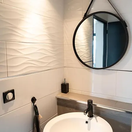 Villa Echoppe Bacalan - 8p, Jardin & Climatisation Bordeaux